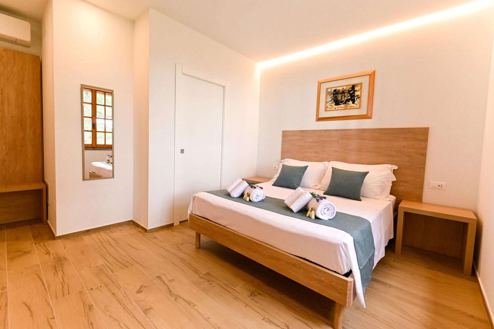 Villa Lucilla - B&B Rooms And Pool Potenza Picena Exterior foto
