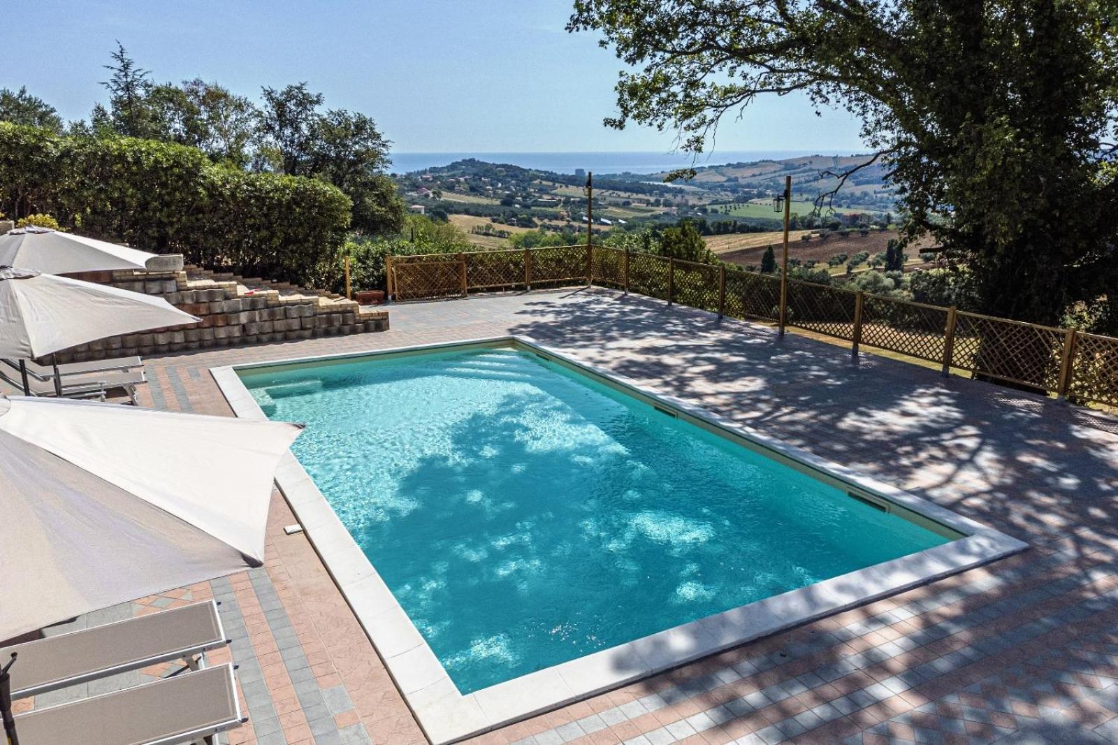 Villa Lucilla - B&B Rooms And Pool Potenza Picena Exterior foto